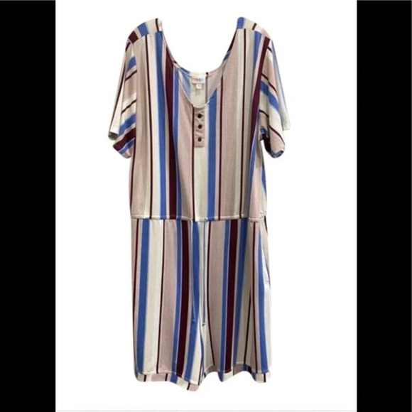 LuLaRoe Pants - 𝅺LulaRoe Striped Multicolored Romper Size Large